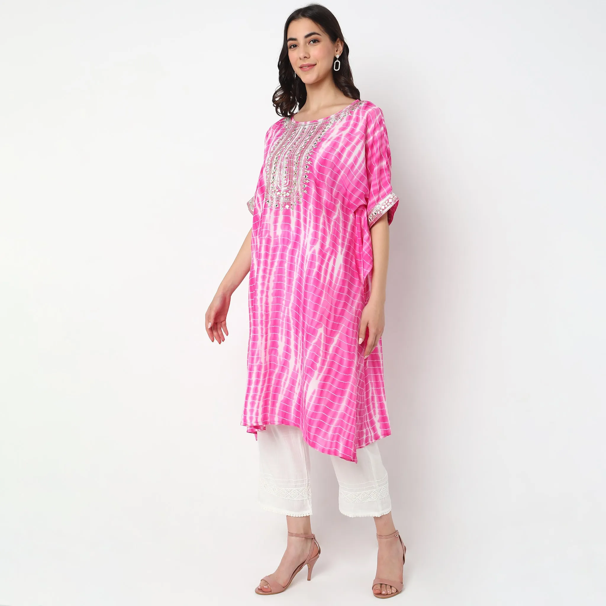 Boxy Fit Embellished Kurta