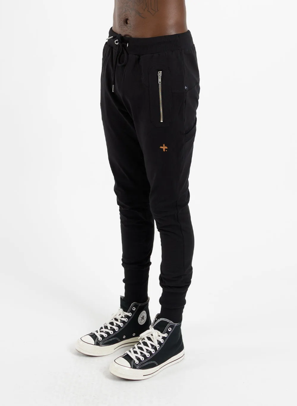 Escape Trackies - Plus dot 2.0