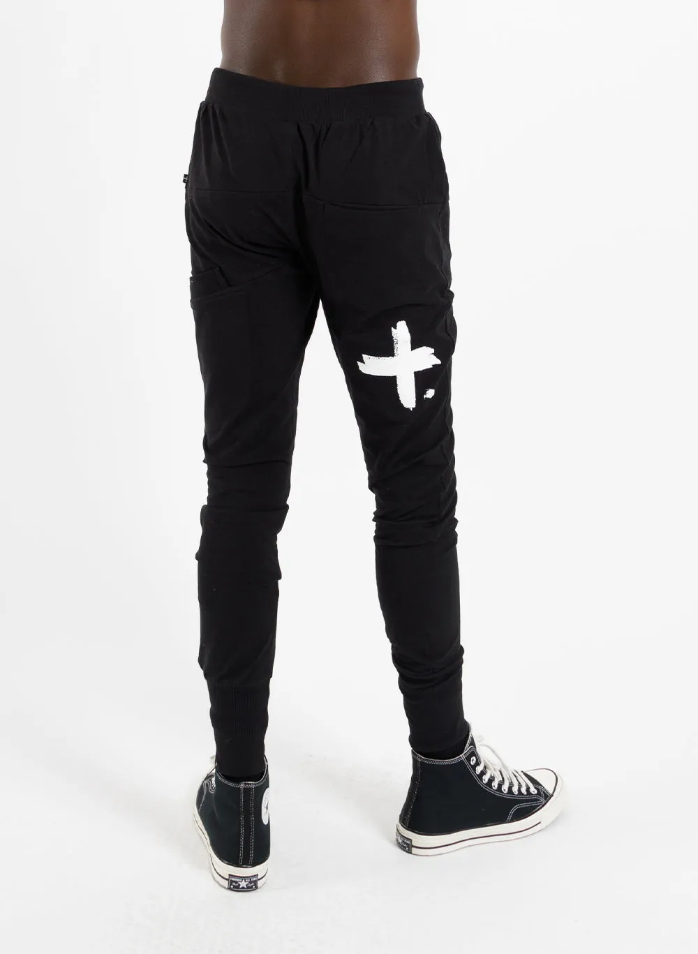 Escape Trackies - Plus dot 2.0