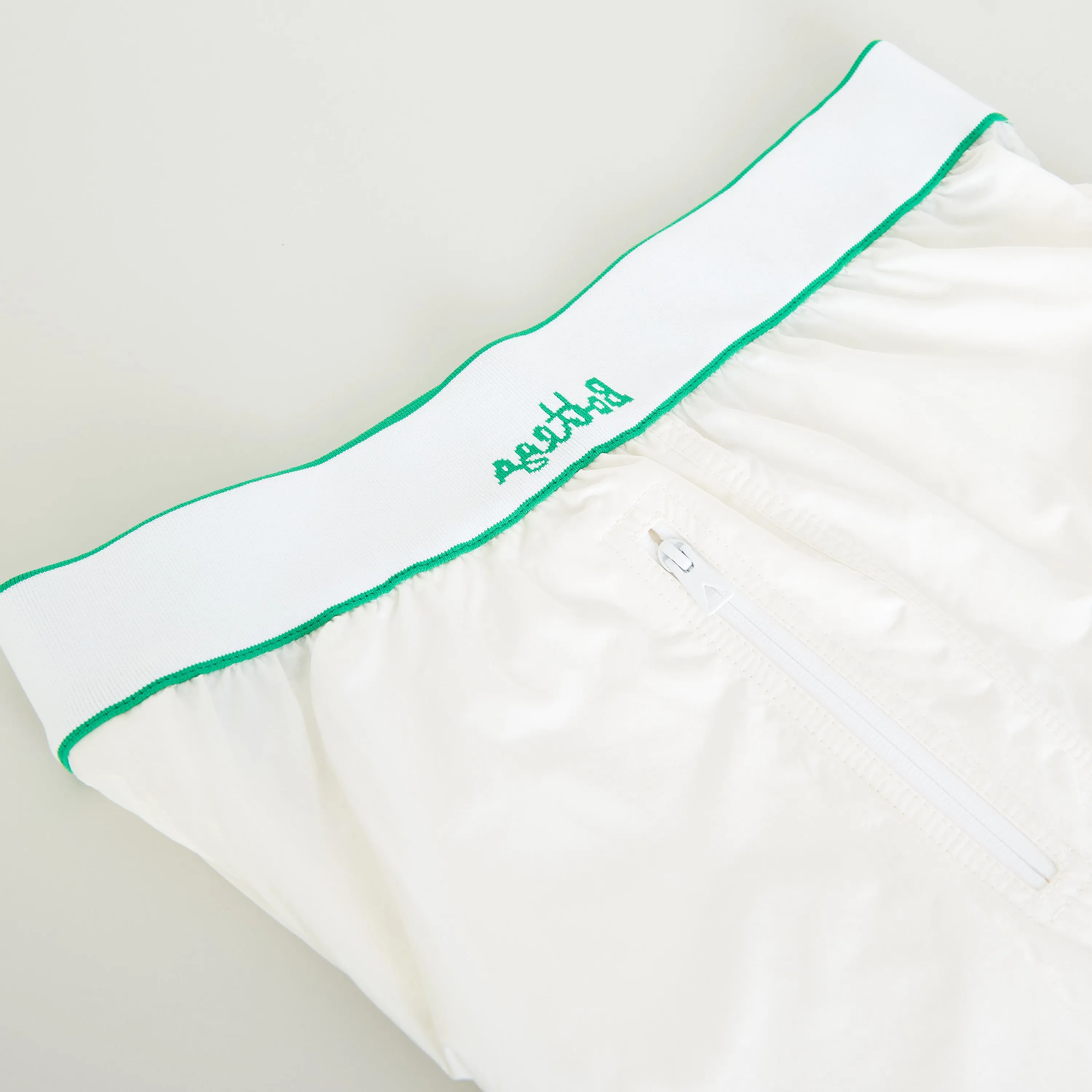 Logo Detailed Joggers Pants In White Tech Nylon