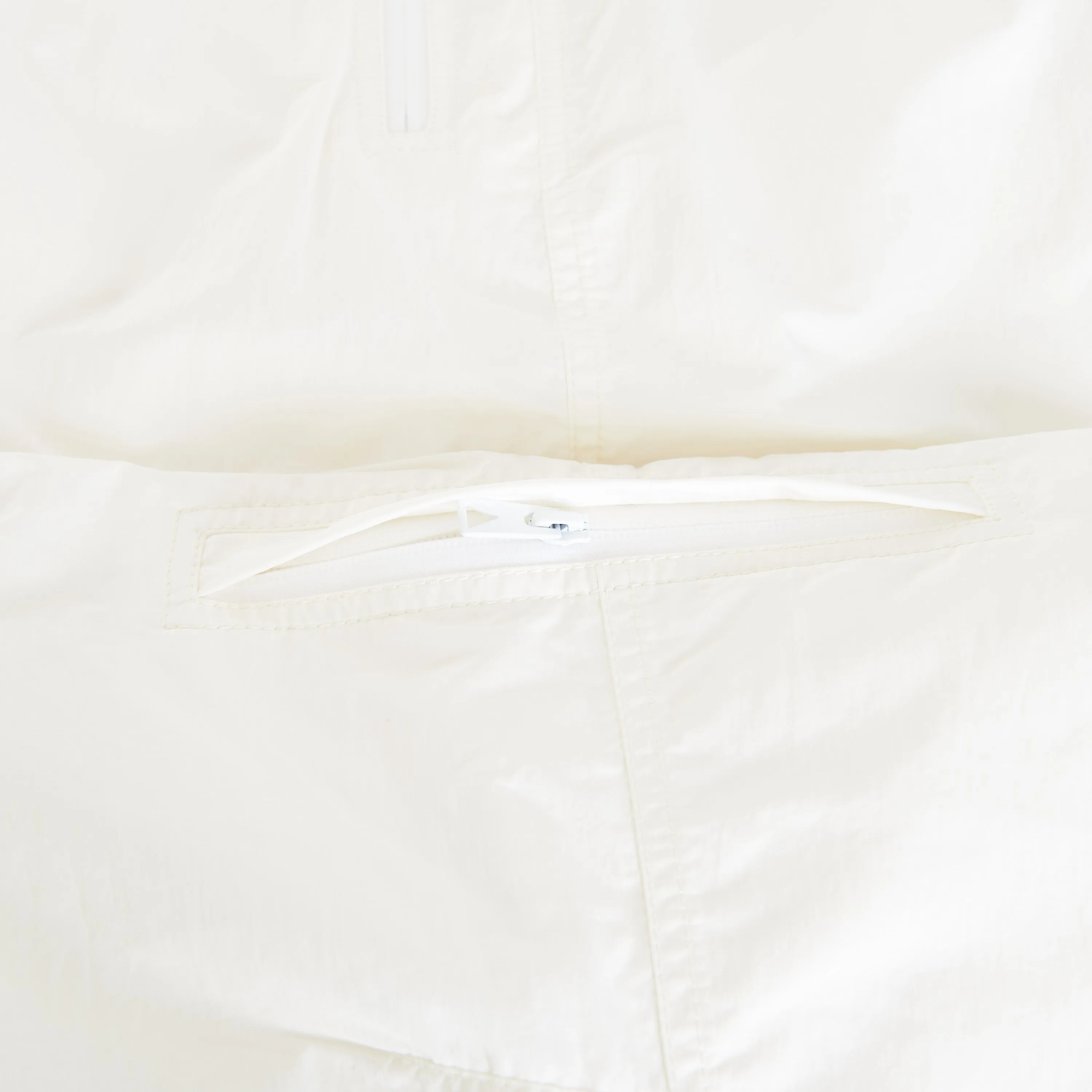 Logo Detailed Joggers Pants In White Tech Nylon