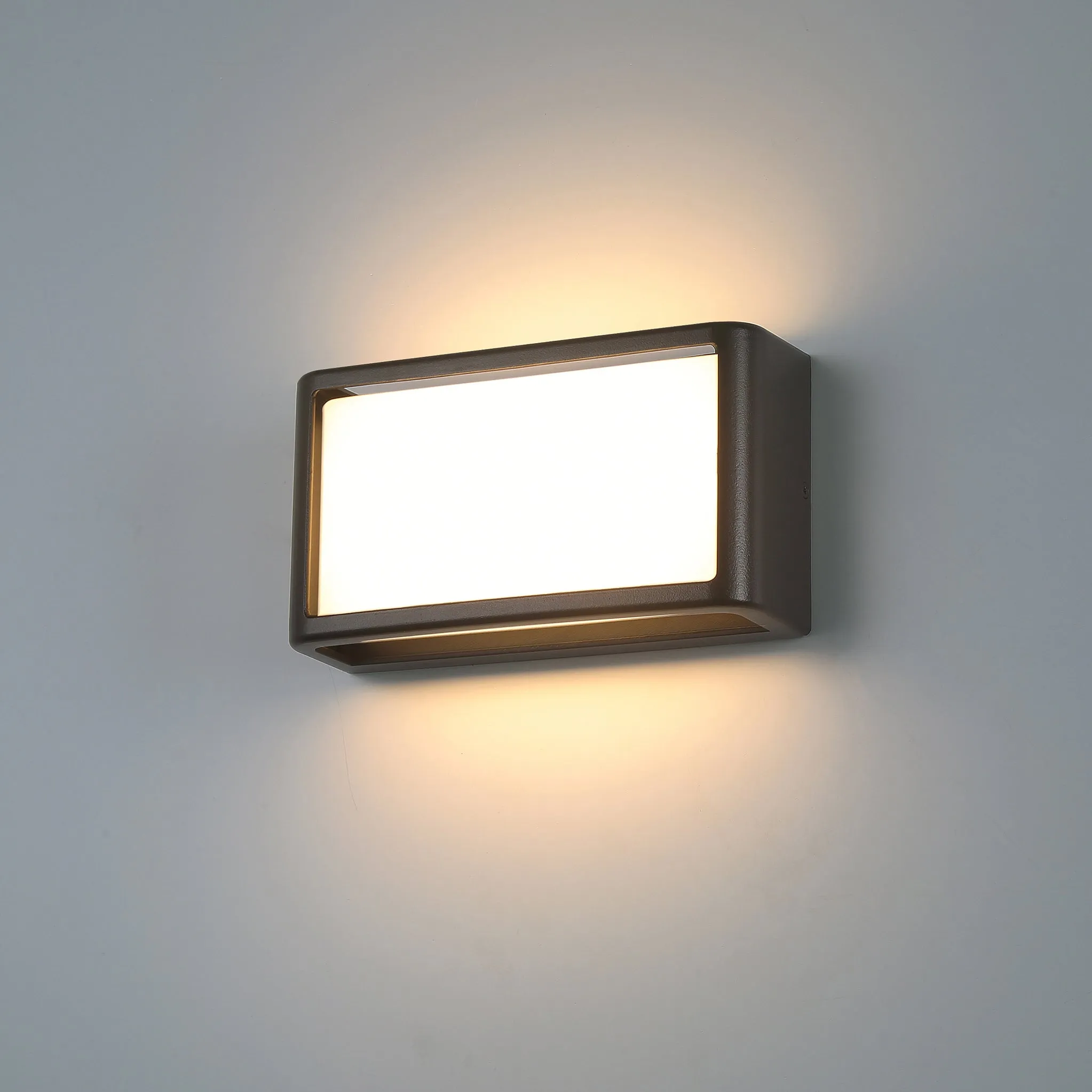 Malibu Outdoor LED Wall Mount Sconce Light