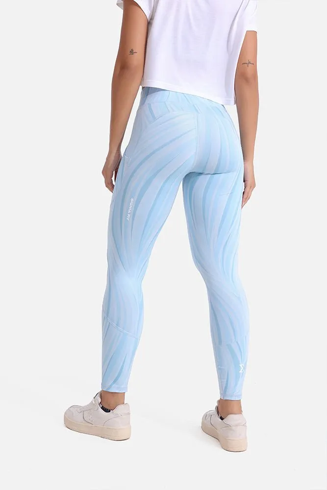 Nuntucket Breeze Dynamic Waves Leggings