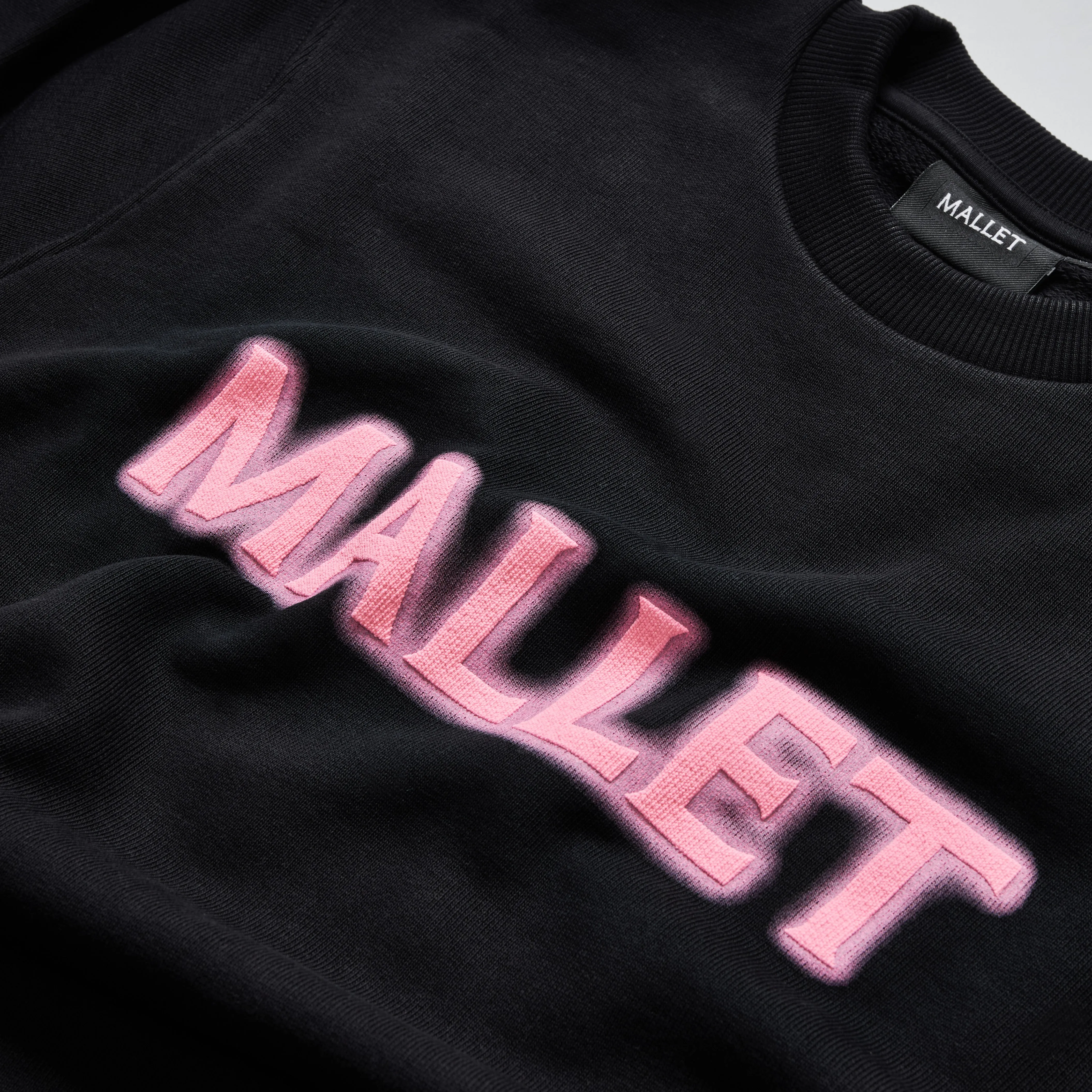 Spray Logo Crewneck Organic Black Pink